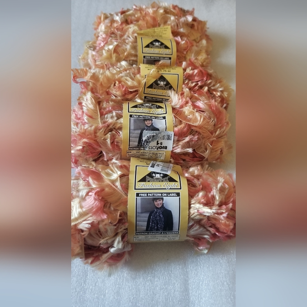 Fuzzy yarn/funny yarn / fur yarn 5 skeins